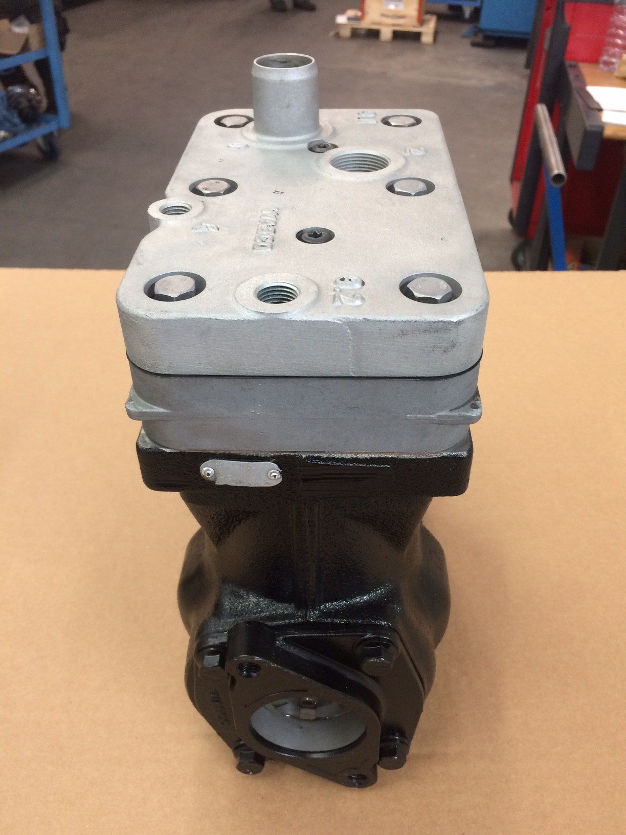compressore aria bicilindrico motore mercedes om906